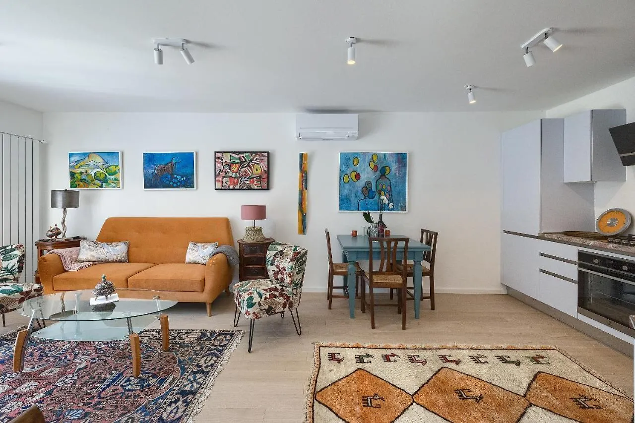 Apartment Ursula Pula 0*,  Croatia